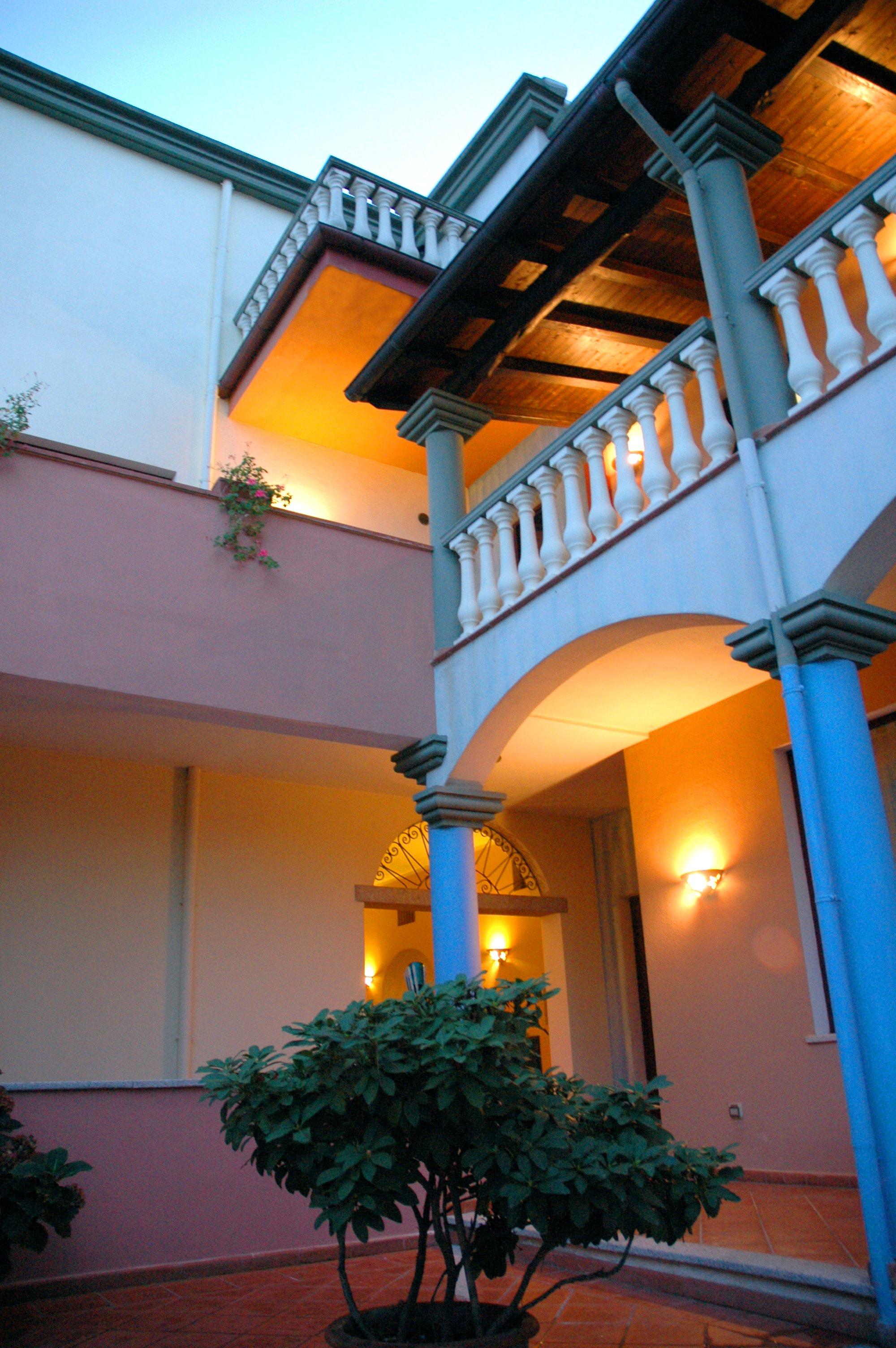 Hotel Su Lithu Bitti Exterior photo